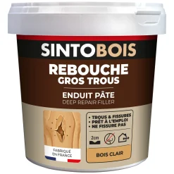 Reboucher gros trous et fissures dans le bois clair